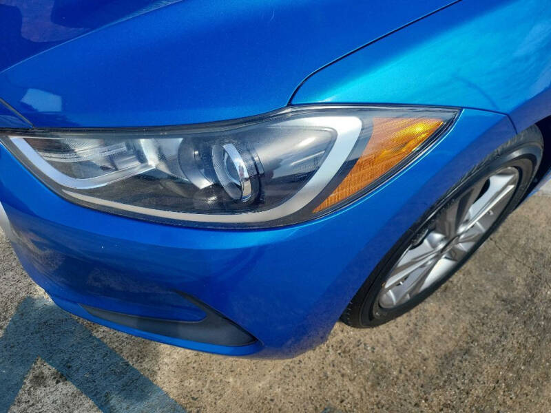 2018 Hyundai Elantra