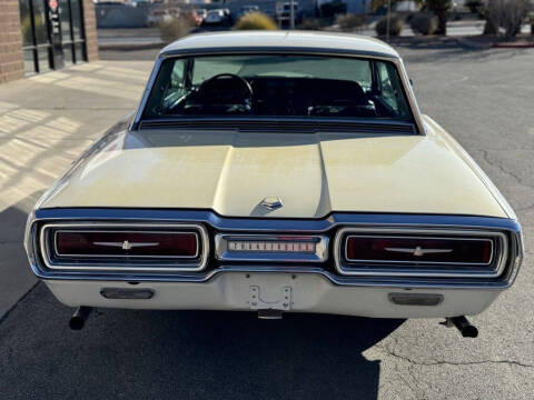 1964 Ford Thunderbird
