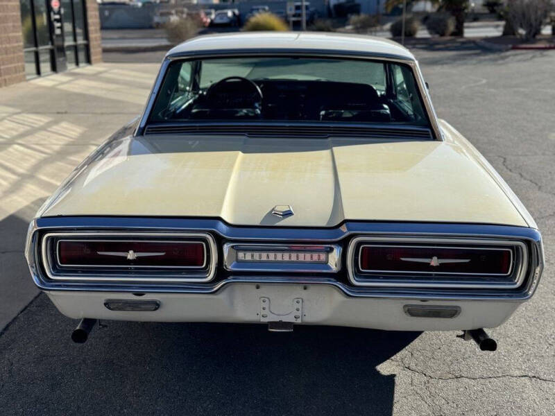 1964 Ford Thunderbird
