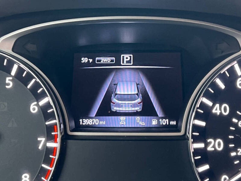 2019 Nissan Pathfinder SL