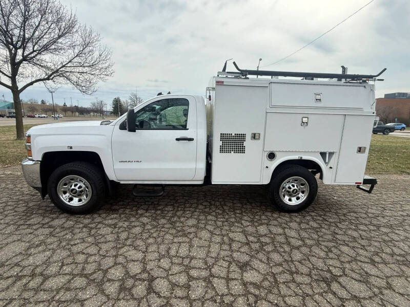 2015 Chevrolet Silverado 3500HD CC