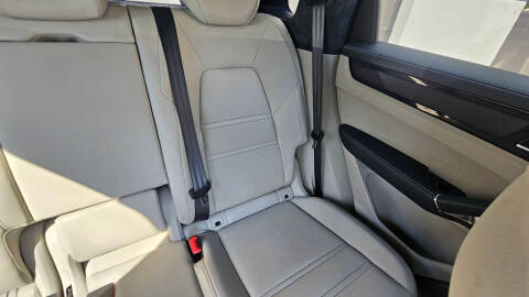 2022 Porsche Cayenne Turbo S E-Hybrid