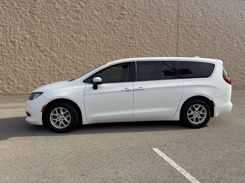 2017 Chrysler Pacifica Touring