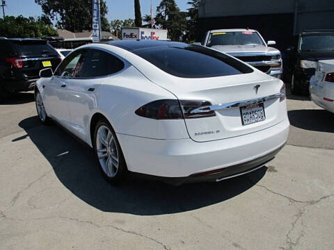 2013 Tesla Model S