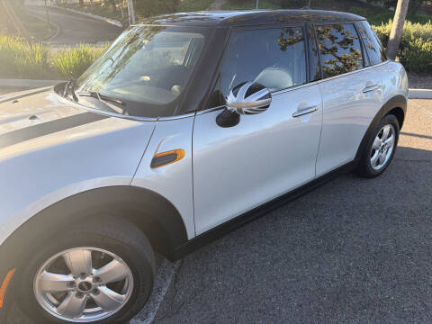 2016 MINI Hardtop 4 Door Cooper
