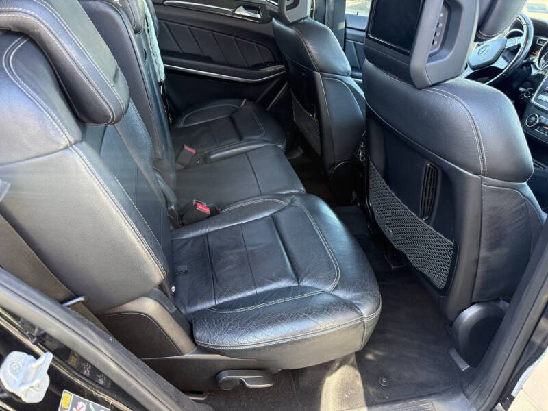 2016 Mercedes-Benz GL-Class GL 550 4MATIC