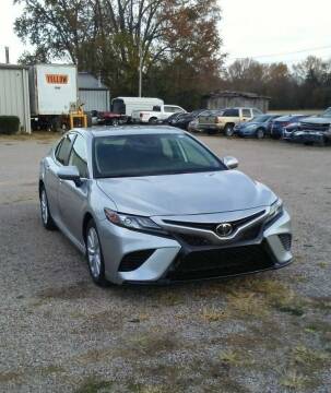 2020 Toyota Camry for sale at WALKERTOWN AUTOBODY in Savannah TN