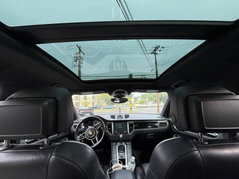 2018 Porsche Macan S