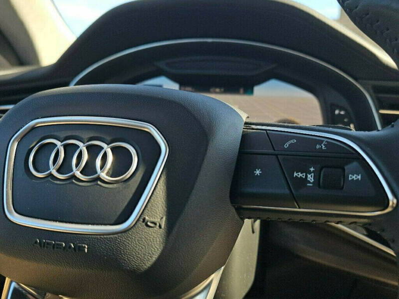 2019 Audi Q8 quattro Prestige 55 TFSI