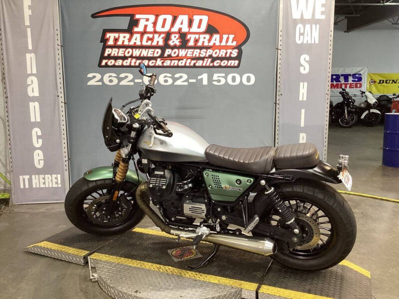 2021 Moto Guzzi V9 Bobber Centenario E5