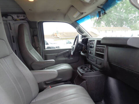 2021 Chevrolet Express 2500