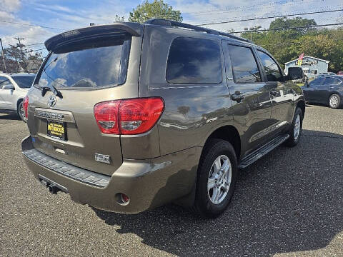 2017 Toyota Sequoia SR5