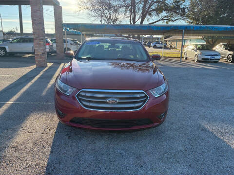 2015 Ford Taurus SEL