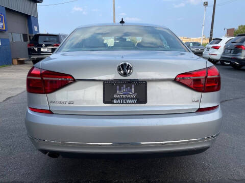 2016 Volkswagen Passat 1.8T SE