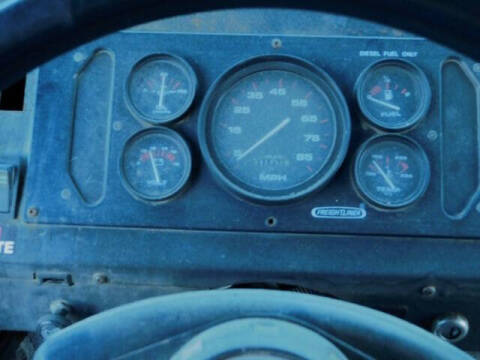 1999 Freightliner MT45 Chassis