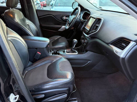 2018 Jeep Cherokee Latitude Plus