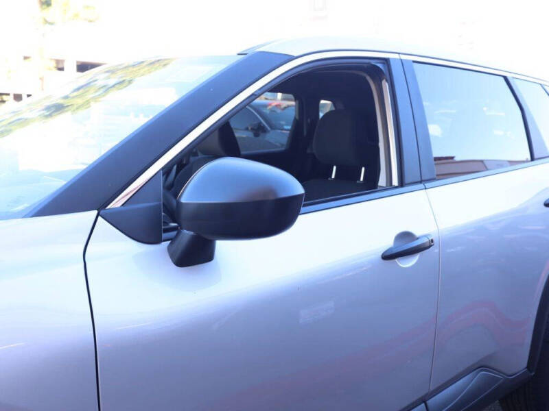 2025 Nissan Rogue S