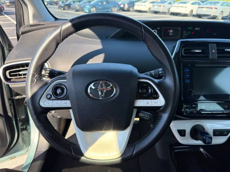 2017 Toyota Prius Three Touring
