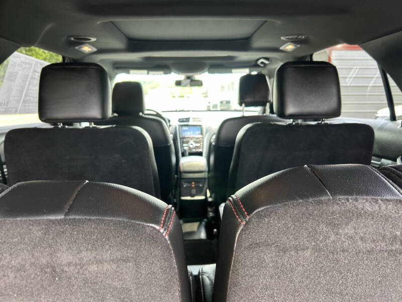 2018 Ford Explorer Sport