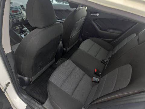 2018 Kia Forte5 LX