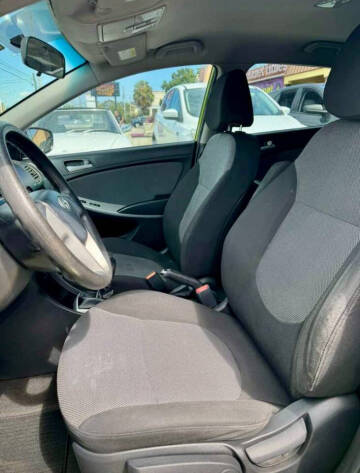 2014 Hyundai Accent GS