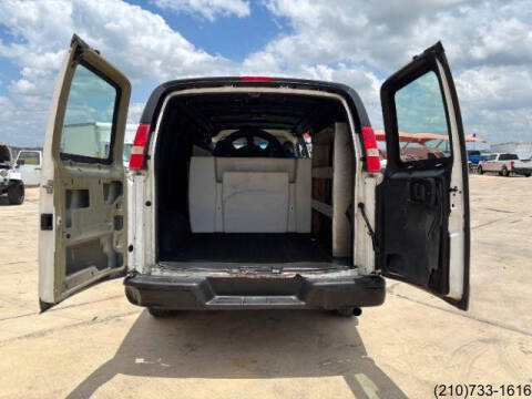2016 Chevrolet Express 3500