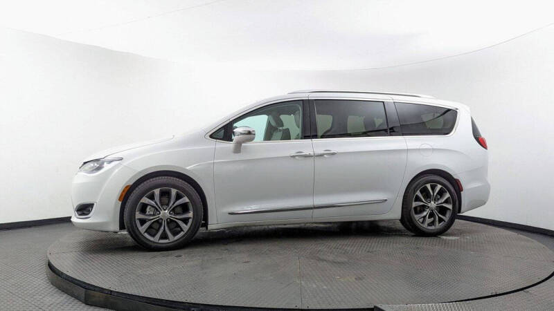 2017 Chrysler Pacifica Limited