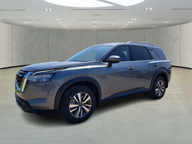 2024 Nissan Pathfinder SL