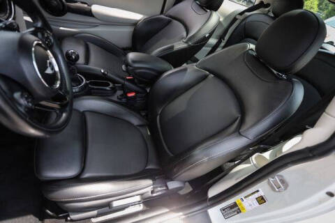2016 MINI Hardtop 2 Door Cooper