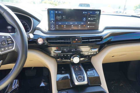 2025 Acura MDX w/Tech