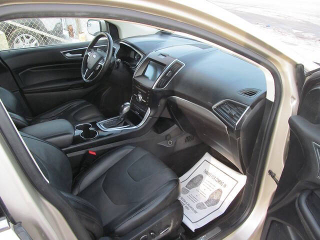 2018 Ford Edge Titanium