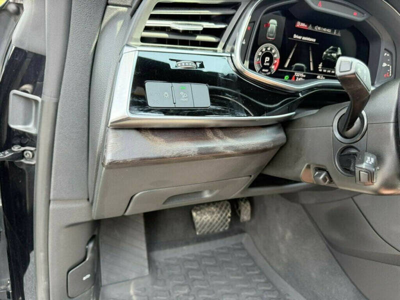 2021 Audi Q8 quattro Premium Plus 55 TFSI