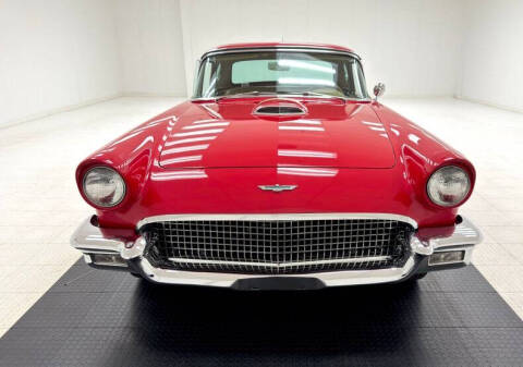 1957 Ford Thunderbird