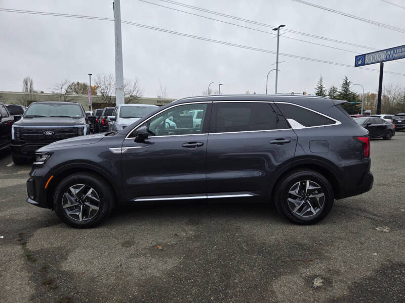 2022 Kia Sorento Hybrid EX