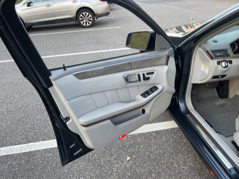 2010 Mercedes-Benz E-Class