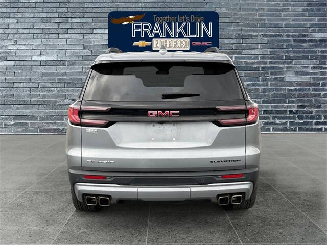 2024 GMC Acadia Elevation