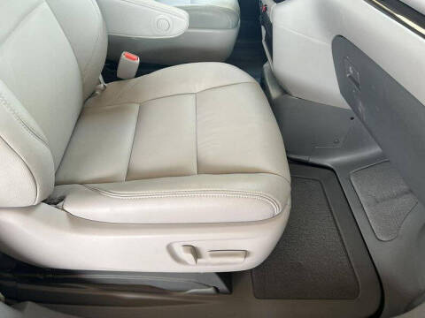 2016 Toyota Sienna