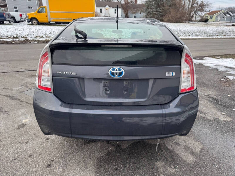 2012 Toyota Prius Two