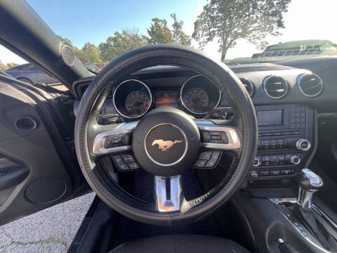 2016 Ford Mustang V6