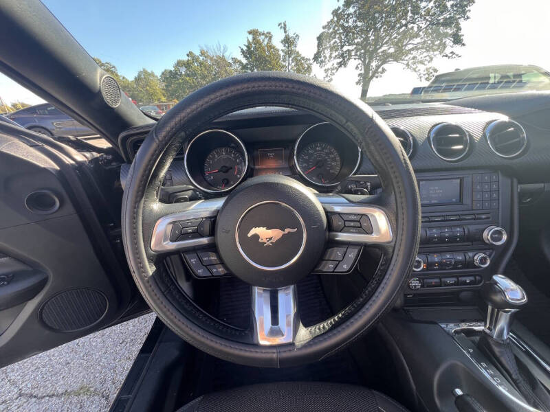 2016 Ford Mustang V6