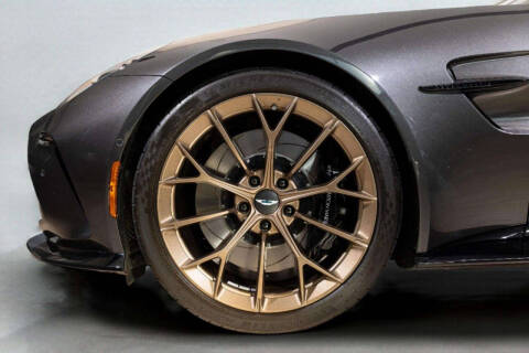 2025 Aston Martin Vantage