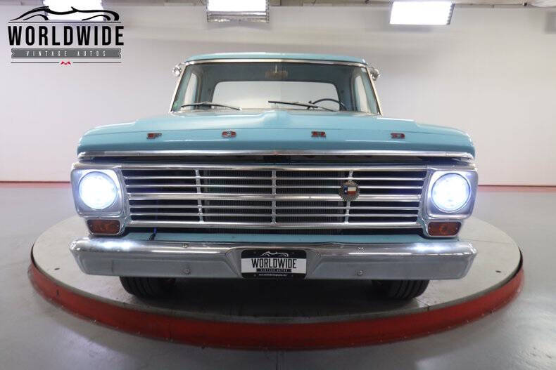 1967 Ford F-100