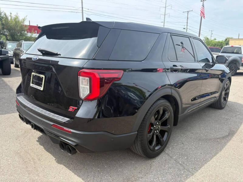 2022 Ford Explorer ST