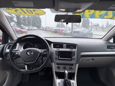 2015 Volkswagen Golf TSI S