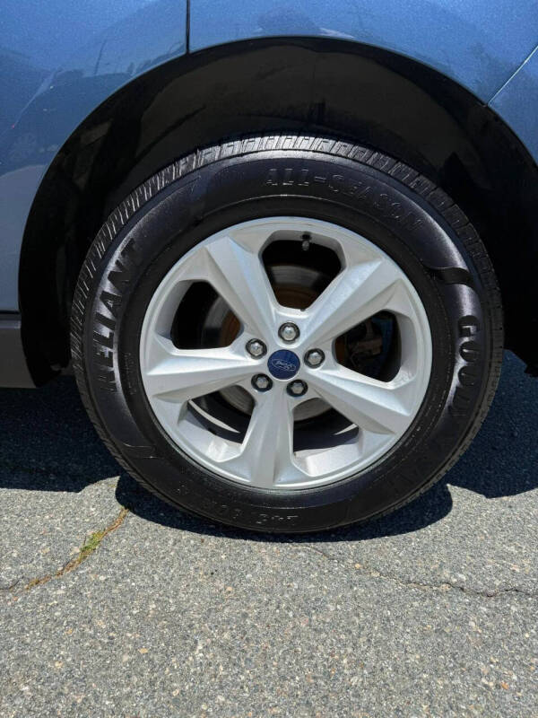 2018 Ford Edge SE