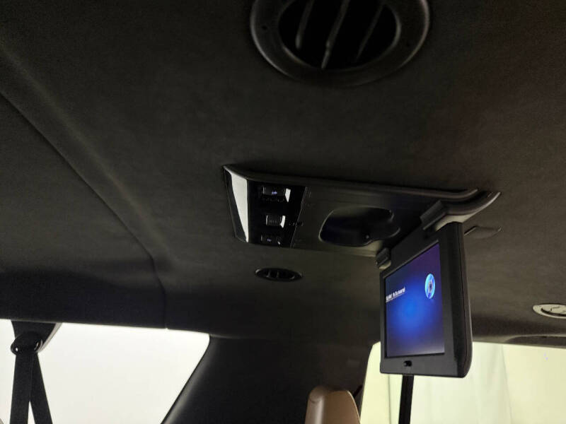 2019 Cadillac Escalade ESV Platinum