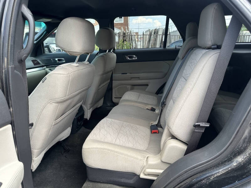 2014 Ford Explorer