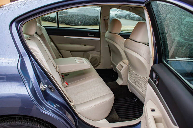 2014 Subaru Legacy 2.5i