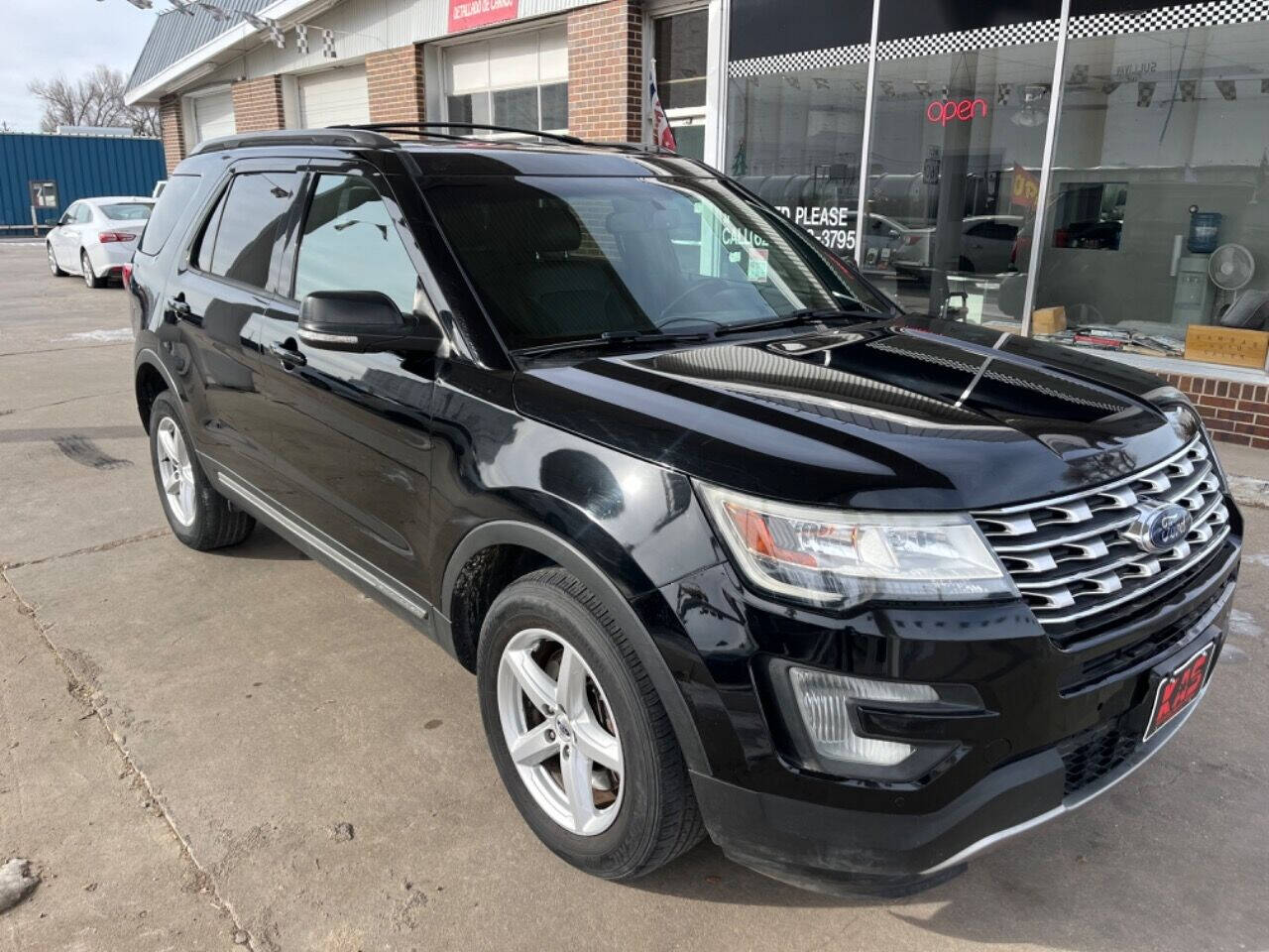 2016 Ford Explorer for sale at Kansas Auto Sales in Ulysses, KS