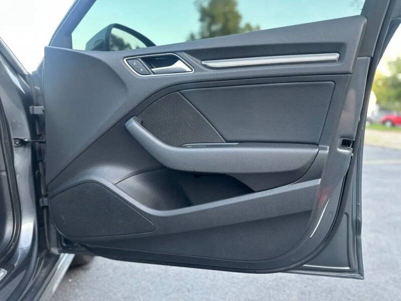 2017 Audi A3 Sportback e-tron 1.4T Premium Plus